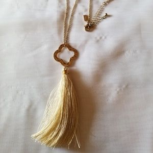 ❗5 For $2️⃣5️⃣ Gold-Tone Ivory Tassel Necklace